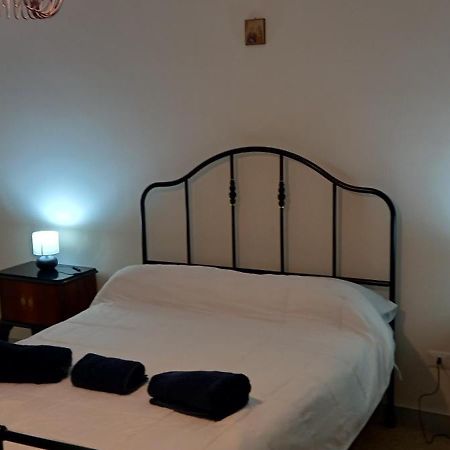 Holiday Flat Bari Exterior foto